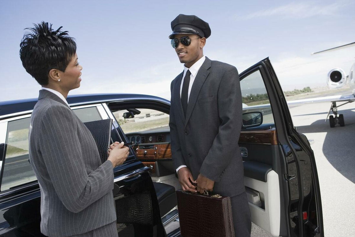 Milwaukee Airport Car Service Costs and Rates