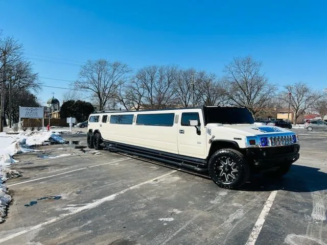 Wedding Limo Milwaukee