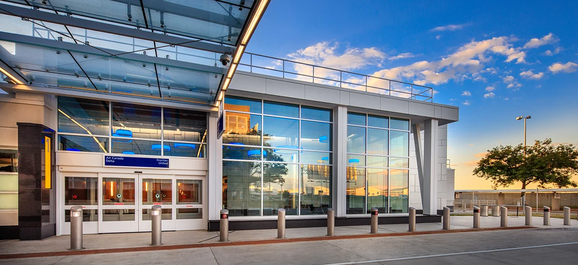 MKE airport limo service for travelers coming from Dallas DFW